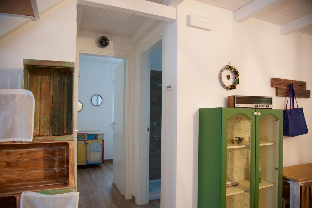 Lo Scorcio Sul Mare Apartment Marina di San Vito Bagian luar foto