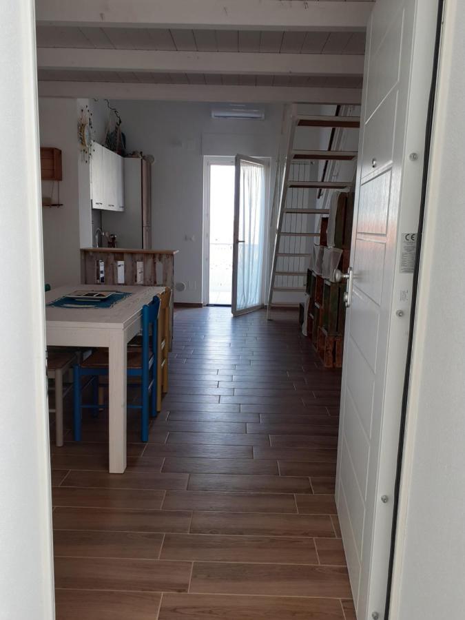Lo Scorcio Sul Mare Apartment Marina di San Vito Bagian luar foto